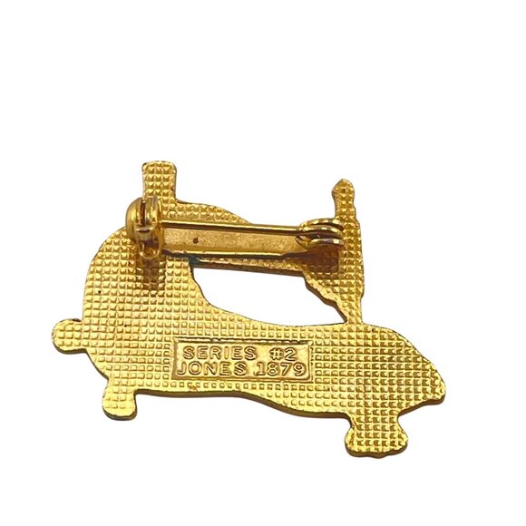 Vintage Jones 1879 Sewing Machine Enamel Pin Brooch - Picture 5 of 6